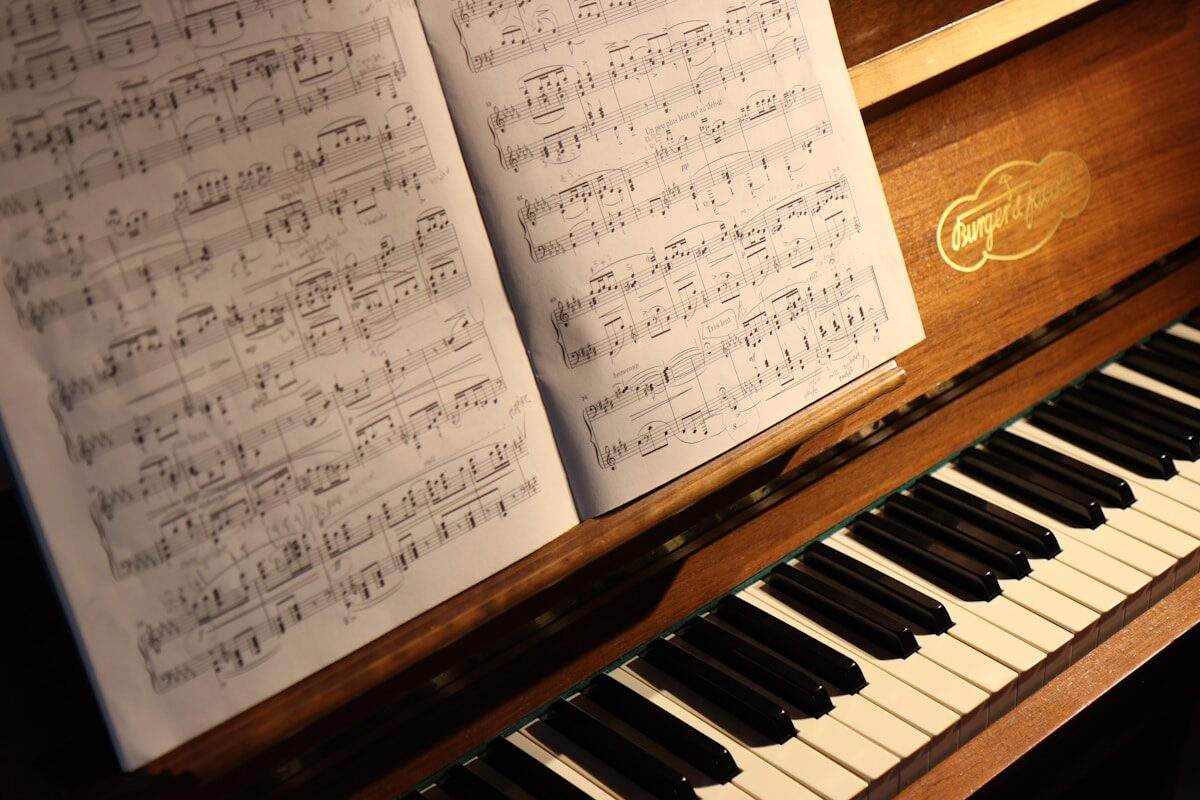 Piano keyboard in natural light